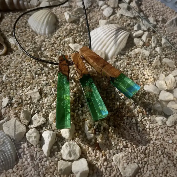 Kettenanhänger "Green Sea Sticks" – Bild 2