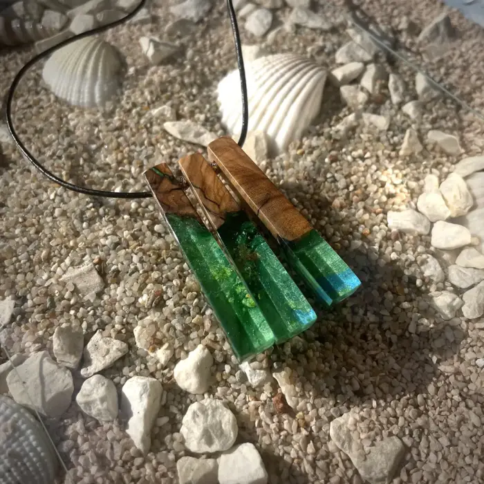 Kettenanhänger "Green Sea Sticks" – Bild 4