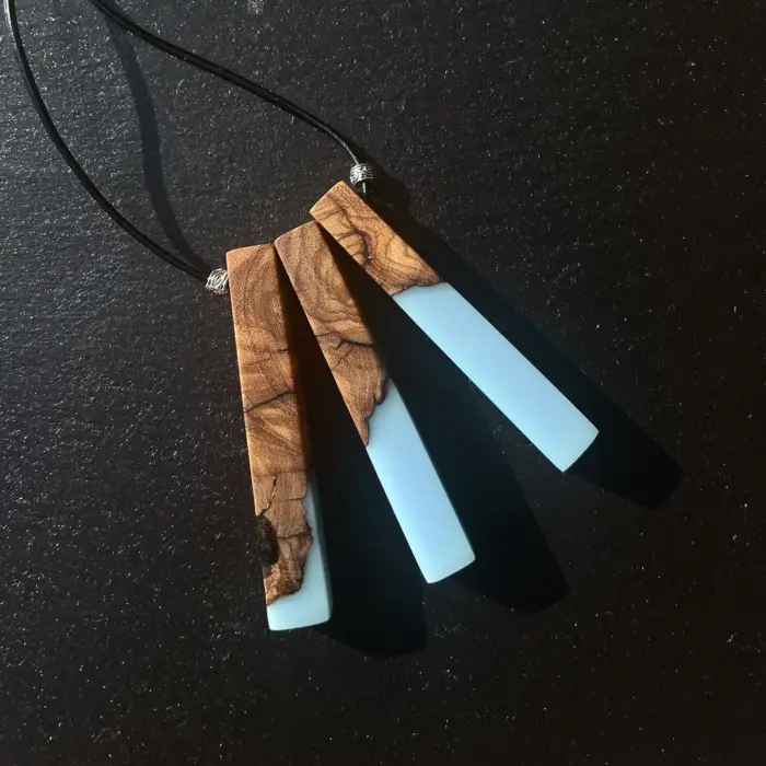 Kettenanhänger "Light Blue Sticks" – Bild 5