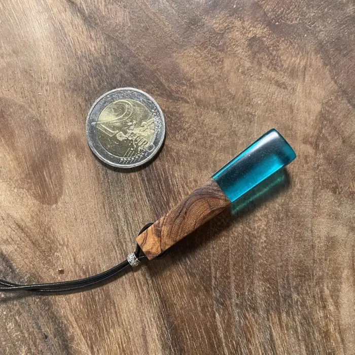 Kettenanhänger "Blue Water Stick" – Bild 6