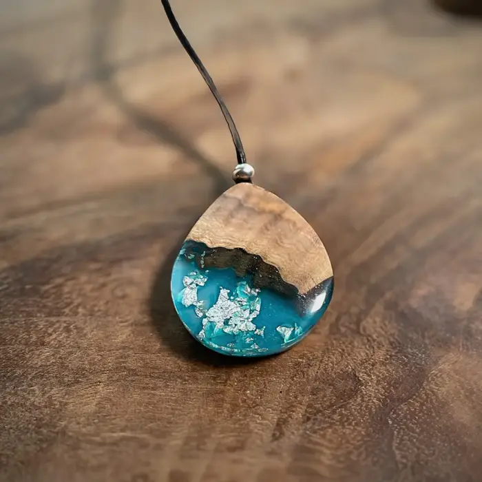 Kettenanhänger "Silver Coast Islands" mit Blattsilber – Bild 4