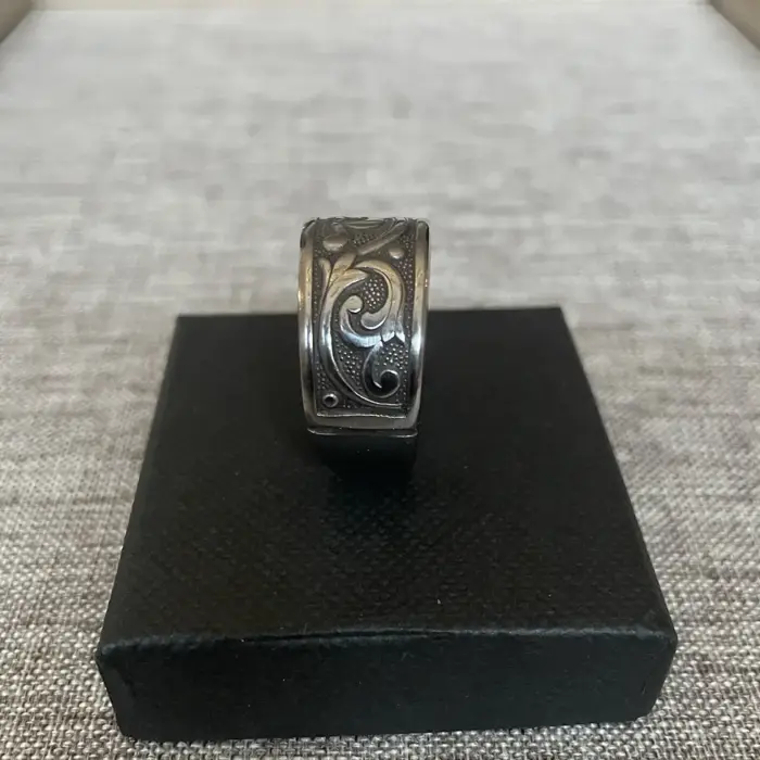 Ring "Floral Stamp" Edelstahl (Gr. 63/10) – Bild 3